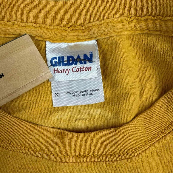 Gildan T-Shirt Mens XL Yellow Cinco Corona Beer Graphic Tee Funny Haiti - Picture 3 of 8